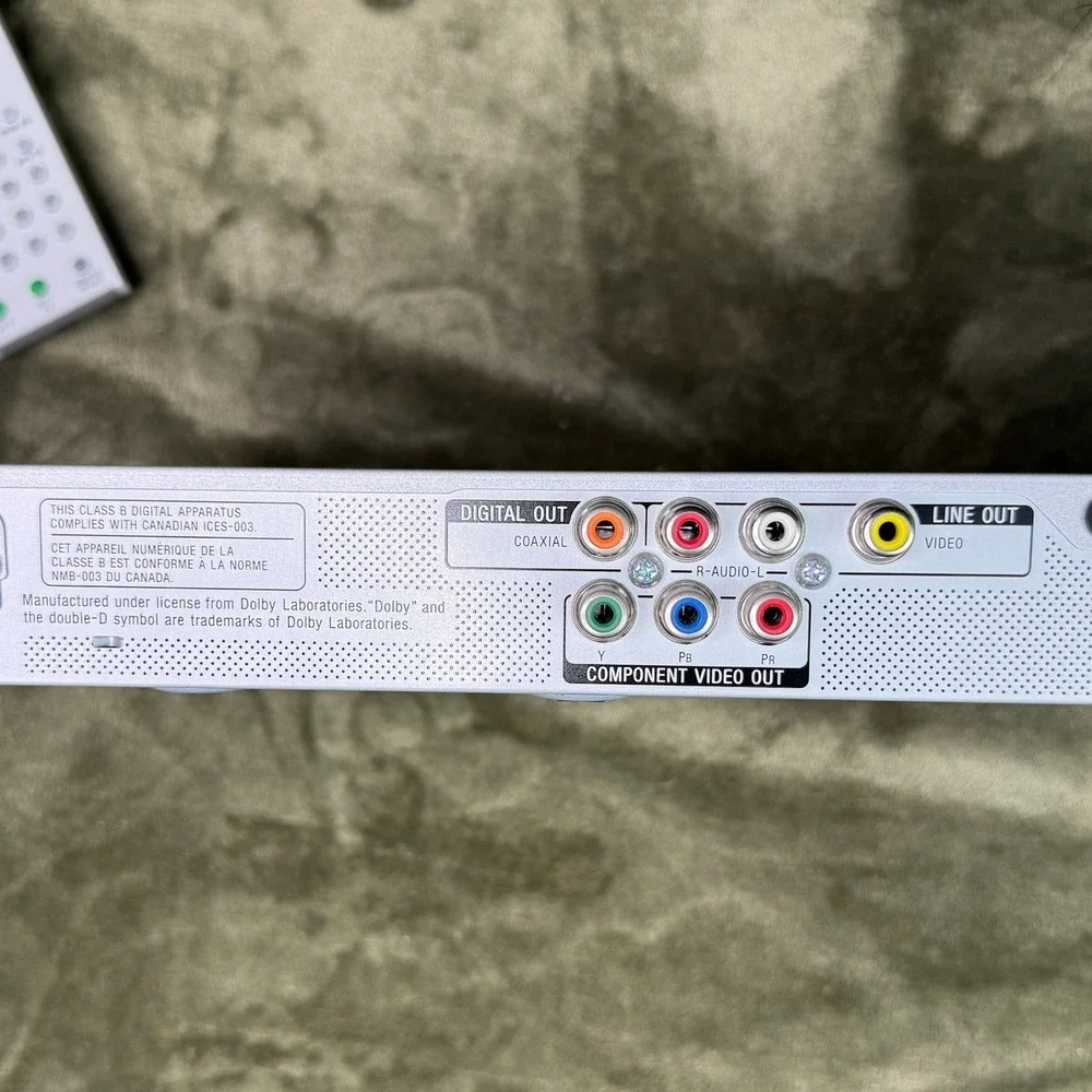 Sony DVP-NS57P Silver CD DVD Player Progressive Scan with Remote RMT-D175A